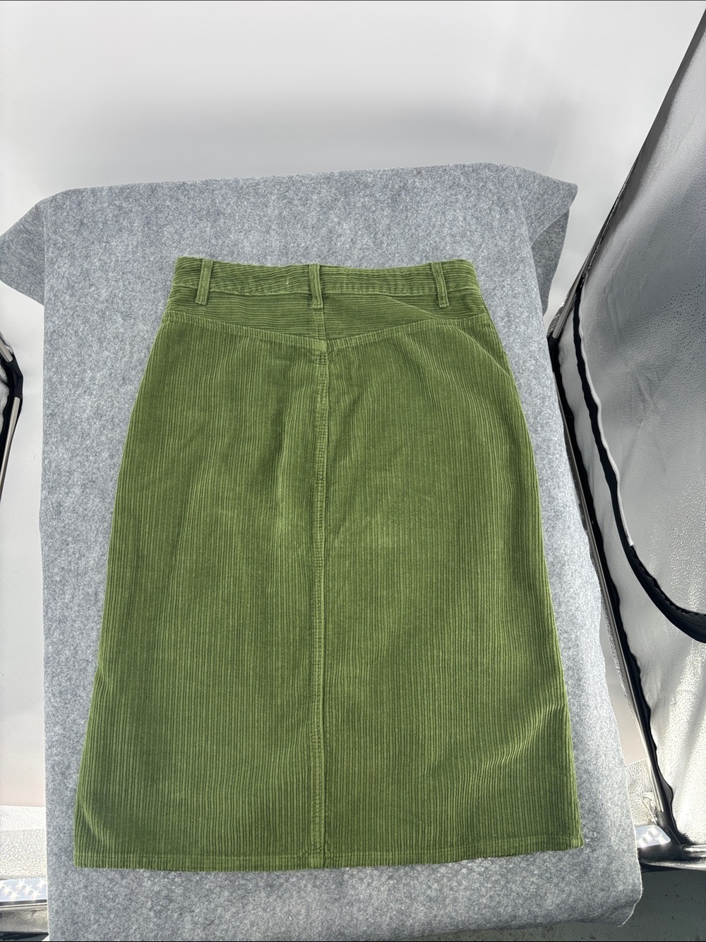 Anthropology Pilcro & the Letterpress Corduroy Button-Front chore pockets skirt - Picture 8 of 11